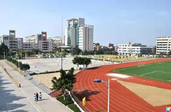 學校(xiào)2.jpg